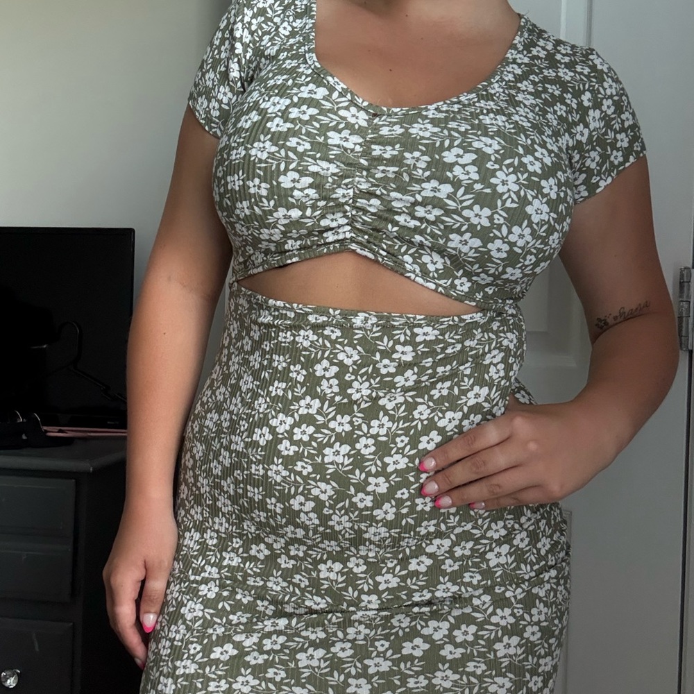 Jessica Simpson Green and White Mini Dress